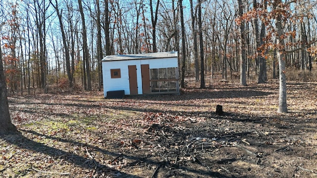 view of outdoor structure