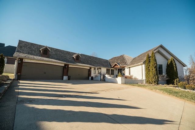 view of front facade with a garage