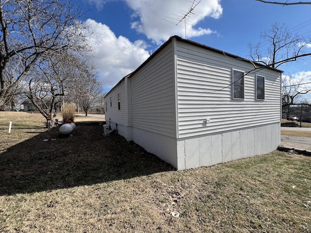 view of side of home