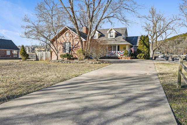 view of front of home featuring covered porch