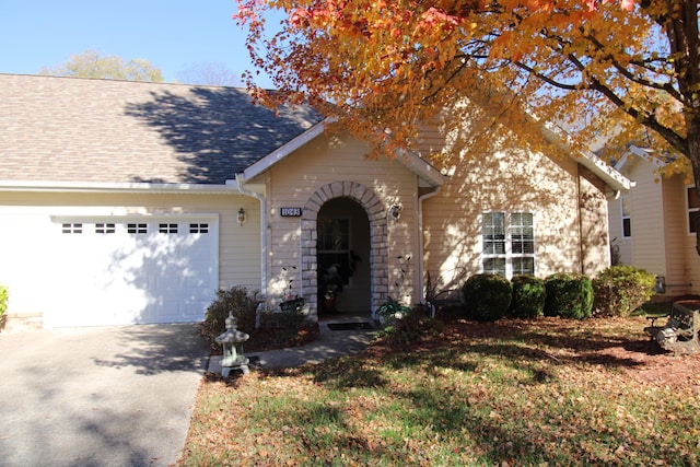 view of front of house with a garage