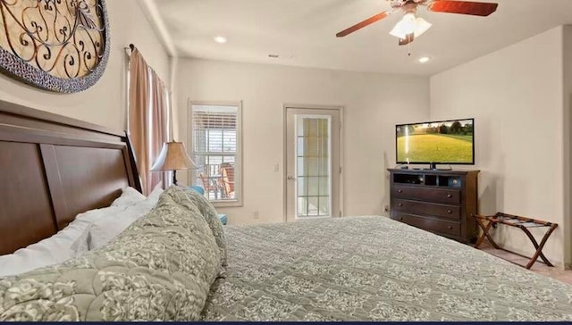 bedroom with ceiling fan