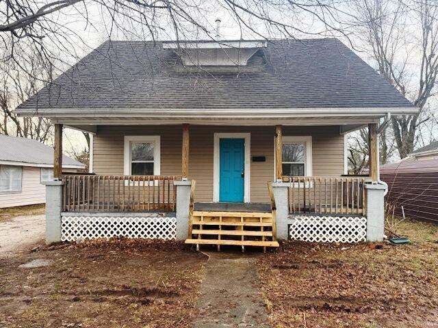 bungalow with a porch