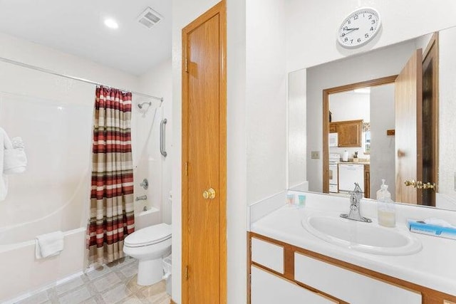 full bathroom featuring vanity, toilet, and shower / bath combo