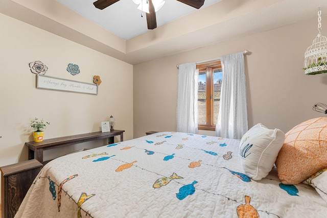 bedroom featuring a ceiling fan