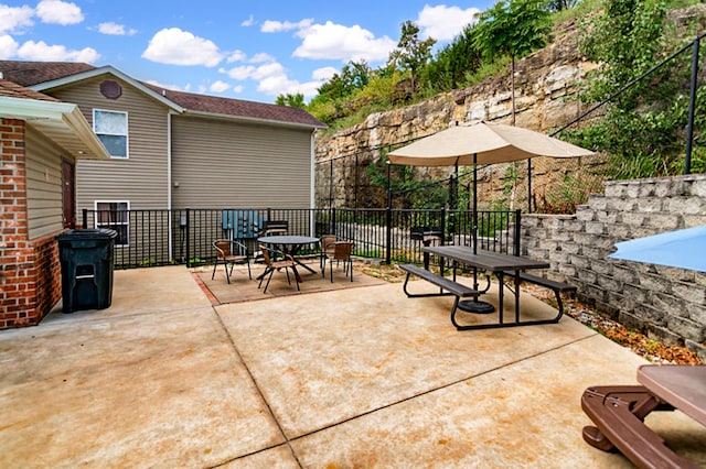 2911 Vineyards Pkwy Unit 2, Branson, MO 65616 - view of patio / terrace featuring outdoor dining area