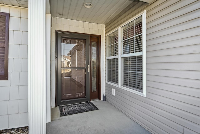 view of property entrance