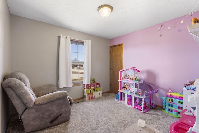 recreation room featuring carpet