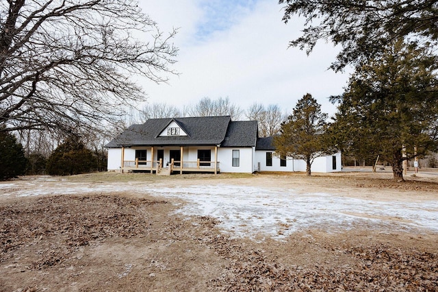 view of front of home with a porch