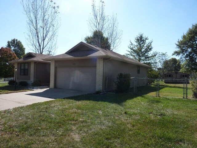 Listing photo 3 for 2714 W Katella Ln, Springfield MO 65807