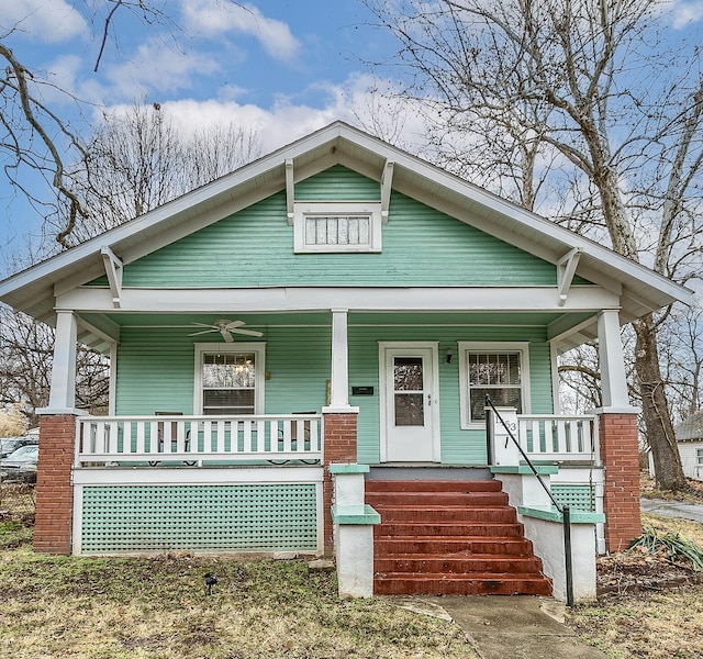 bungalow featuring covered porch