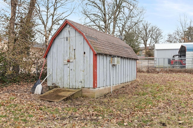 view of outbuilding