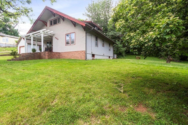 433 S Hill St, West Plains, MO 65775 - view of home's exterior with a lawn and a garage