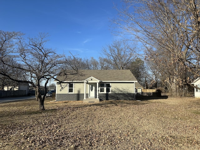 view of front of property