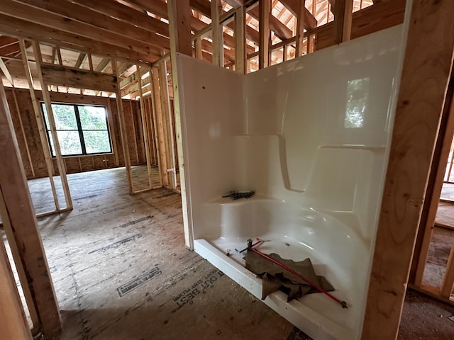 654 Walkington Ln, Branson, MO 65616 - view of full bathroom