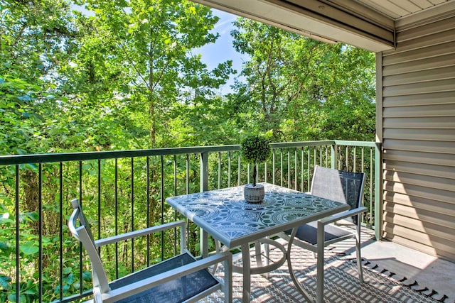 Listing photo 2 for 555 Valley View Rd Unit 101, Branson MO 65616