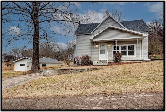 view of front facade with a front lawn and a porch