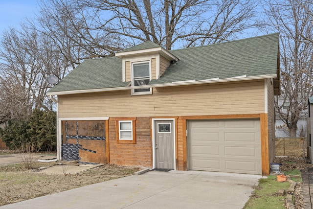 view of front of home featuring a garage