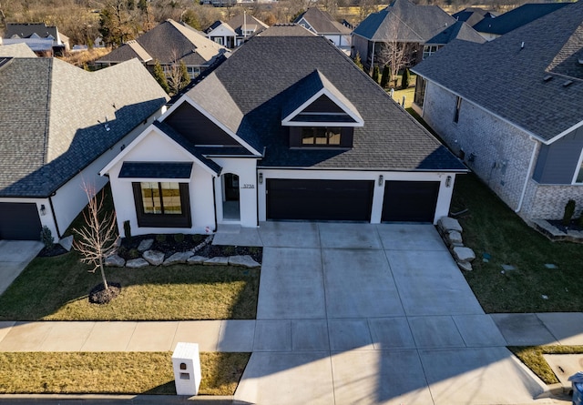 view of front facade with a front yard