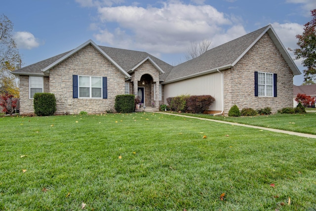 view of front of home with a front yard