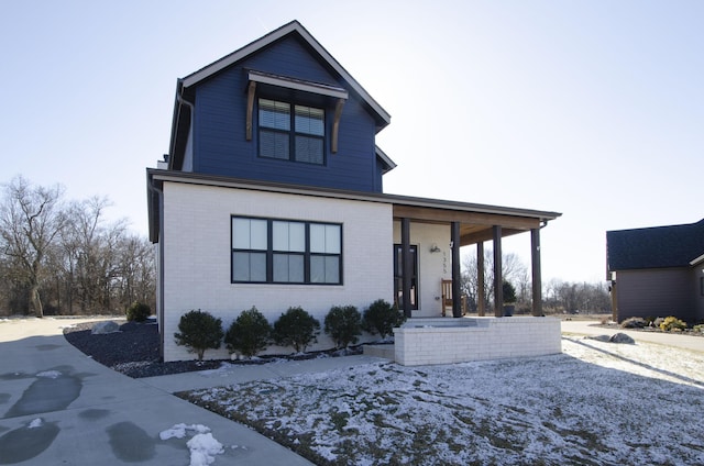 view of front of home with covered porch