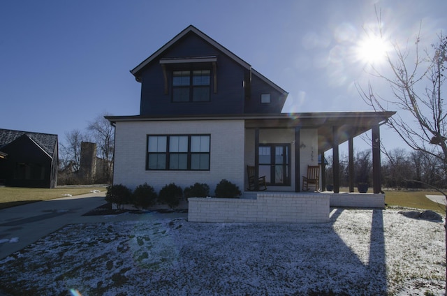 view of front of house with covered porch