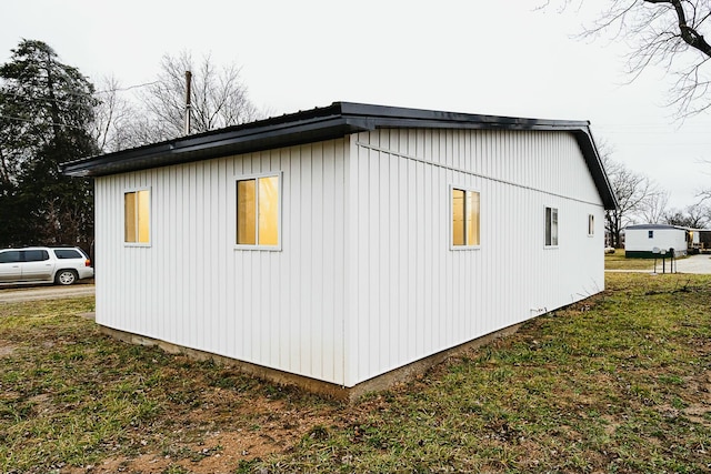 4229 County Road 2120, Pomona, MO 65789 - view of side of property with a lawn