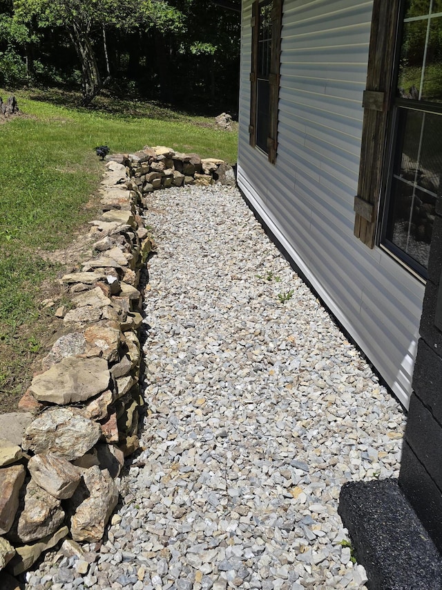 11498 Weatherman Dr, Mountain Grove, MO 65711 - view of green lawn