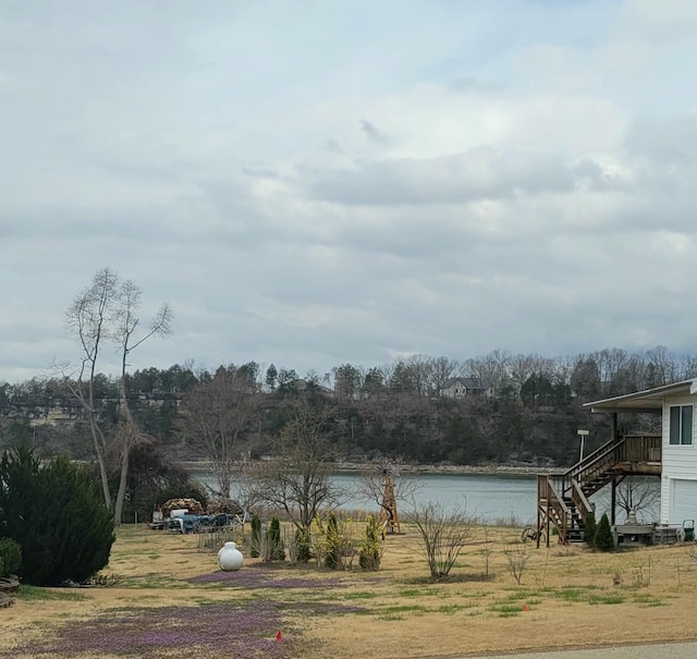 226 Hunt Club Cir, Galena, MO 65656 - water view with stairs