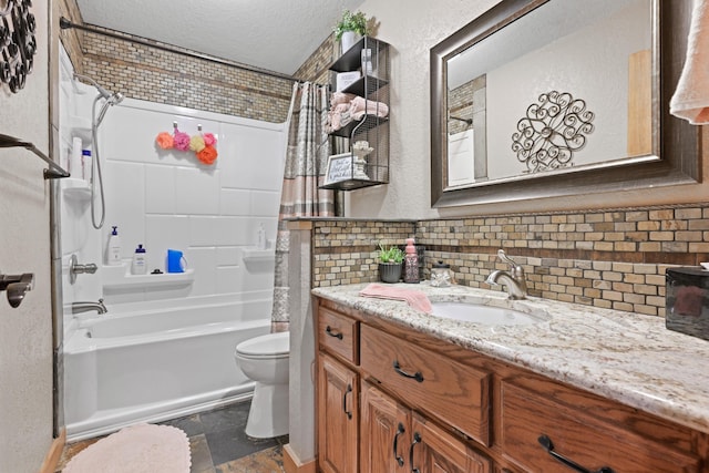 bathroom featuring a textured ceiling, a textured wall, toilet, vanity, and shower / tub combo with curtain