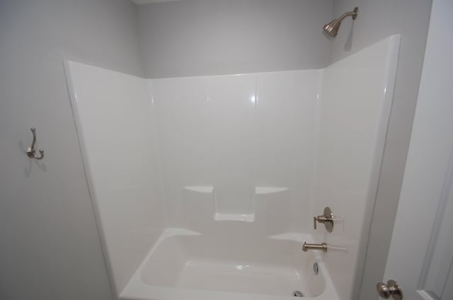 bathroom featuring shower / bathtub combination