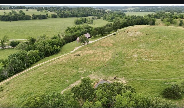 300 Roundup Ln, Bakersfield, MO 65609