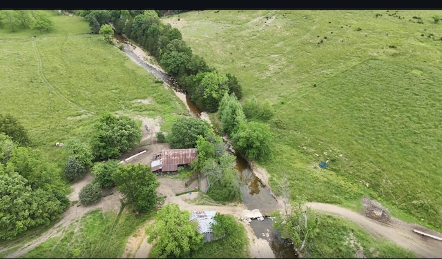 300 Roundup Ln, Bakersfield, MO 65609
