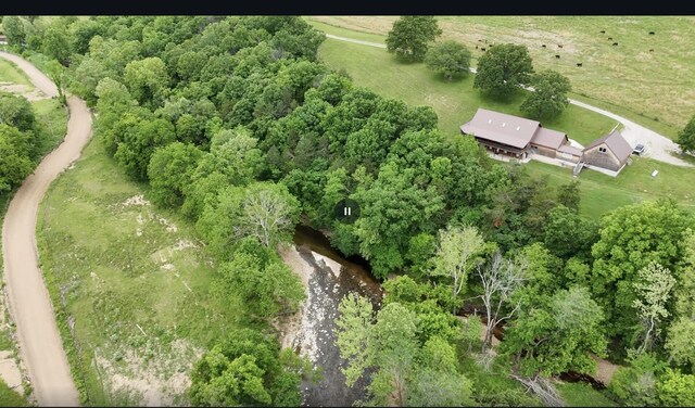 300 Roundup Ln, Bakersfield, MO 65609