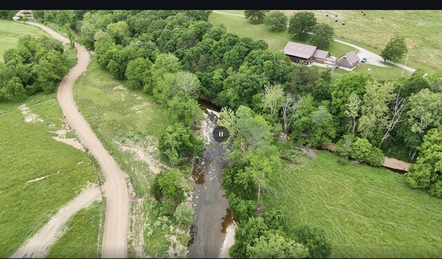 300 Roundup Ln, Bakersfield, MO 65609