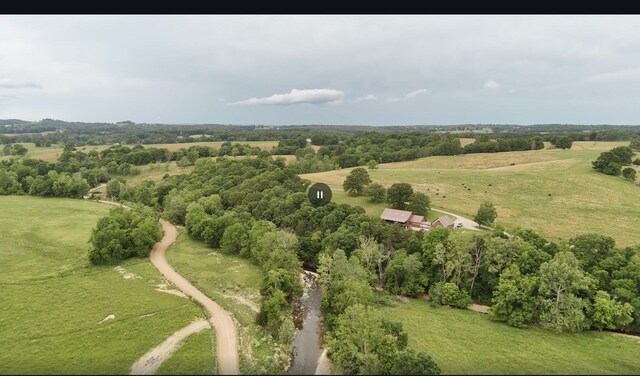 300 Roundup Ln, Bakersfield, MO 65609