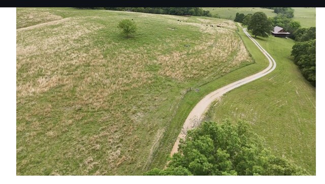 300 Roundup Ln, Bakersfield, MO 65609