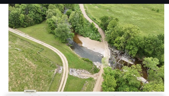 300 Roundup Ln, Bakersfield, MO 65609
