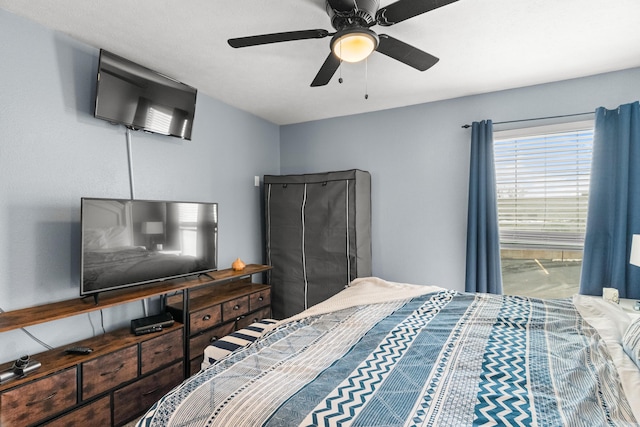 187 Clubhouse Dr Unit 19, Branson, MO 65616 - bedroom with a ceiling fan