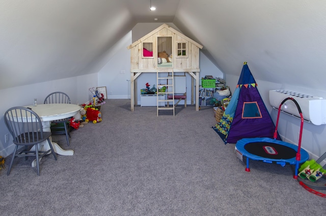 playroom with carpet, heating unit, vaulted ceiling, and baseboards