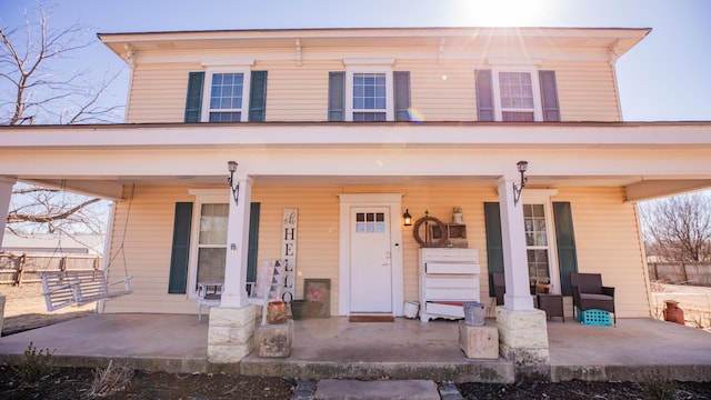 view of front facade with a porch