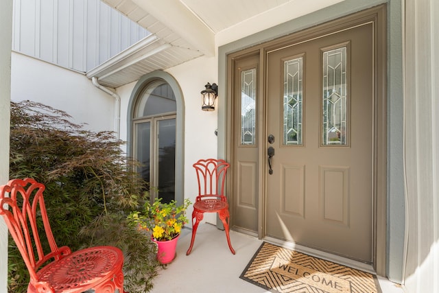 185 Eagle Pointe Dr, Branson, MO 65616 - property entrance featuring covered porch