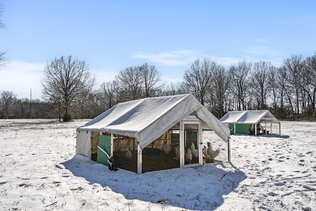 exterior space with an outbuilding and exterior structure