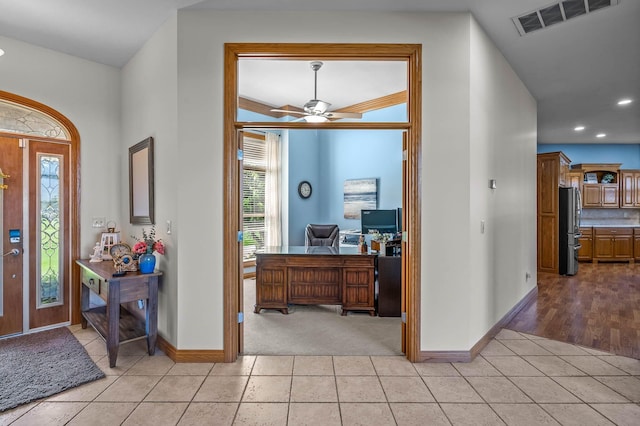 entrance foyer with light tile patterned floors, recessed lighting, a ceiling fan, visible vents, and baseboards