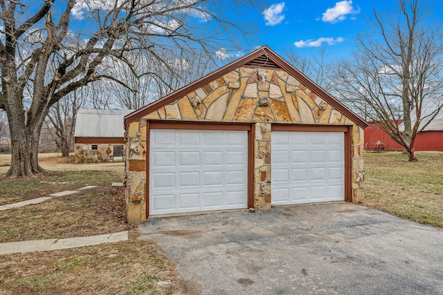 view of detached garage