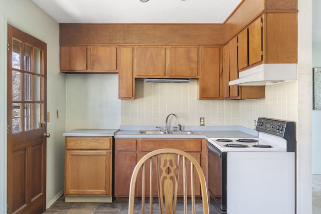 kitchen with white electric stove, decorative backsplash, a sink, and under cabinet range hood