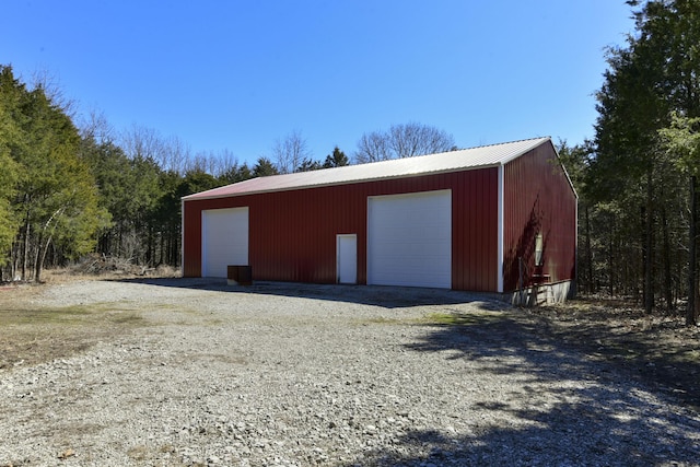 view of detached garage