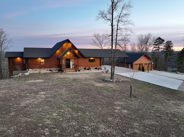 view of front of home featuring a garage