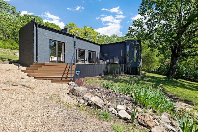 view of front of house with stucco siding