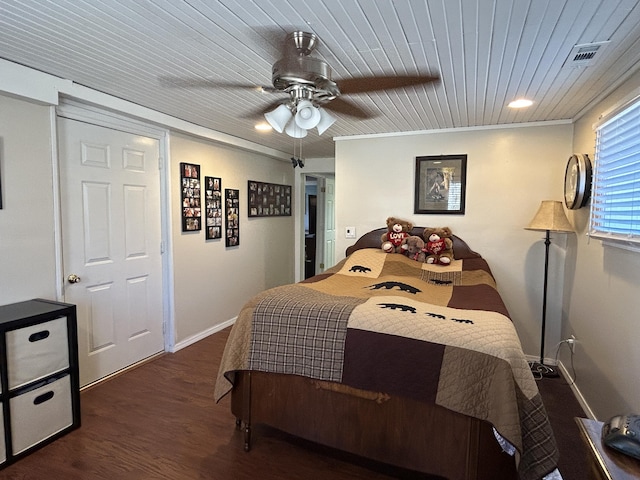 3894 Girlstown Rd, Mountain Grove, MO 65711 - bedroom featuring wood finished floors, wood ceiling, a ceiling fan, baseboards, and recessed lighting